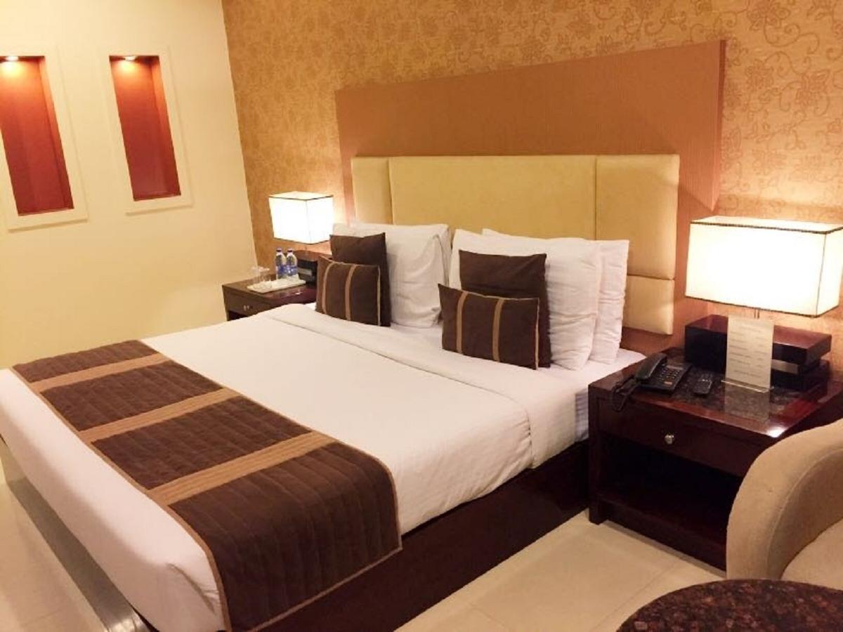 Hotel Vista New Delhi Extérieur photo